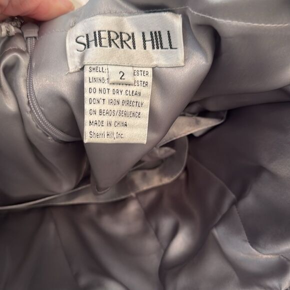 Sherri Hill strapless gown - Picture 7 of 8